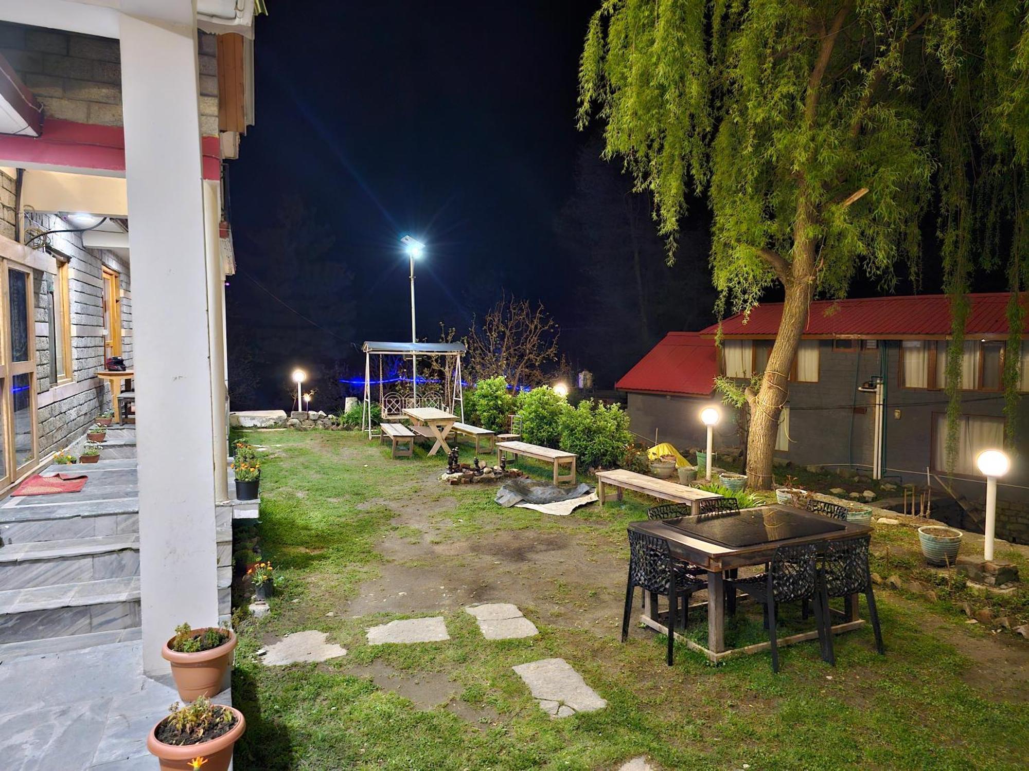 The Kuber Vatika Hotel - Manali (Himachal Pradesh), Manali